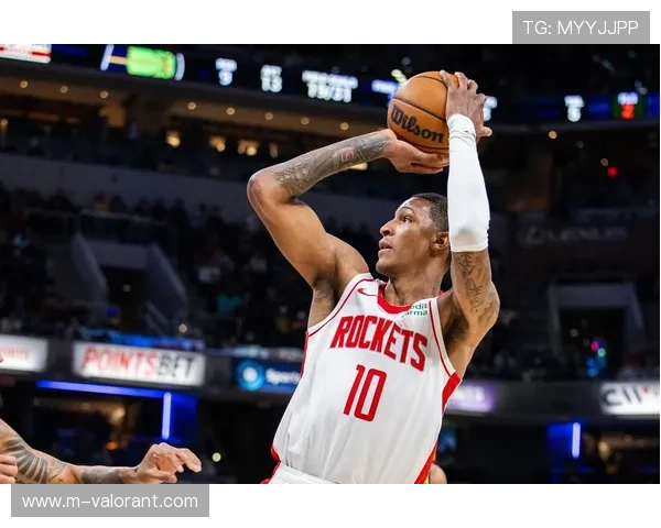 火箭死亡五大阵容首秀 小贾巴里-史密斯26分爆发引领球队胜利