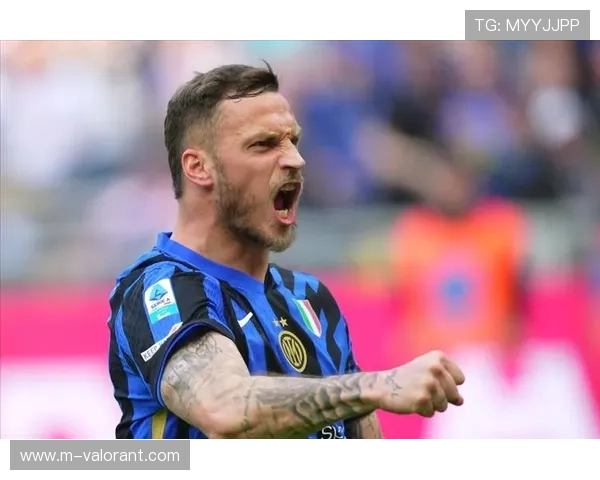 迪马尔科传中与后插上，成国际米兰破密集防守武器